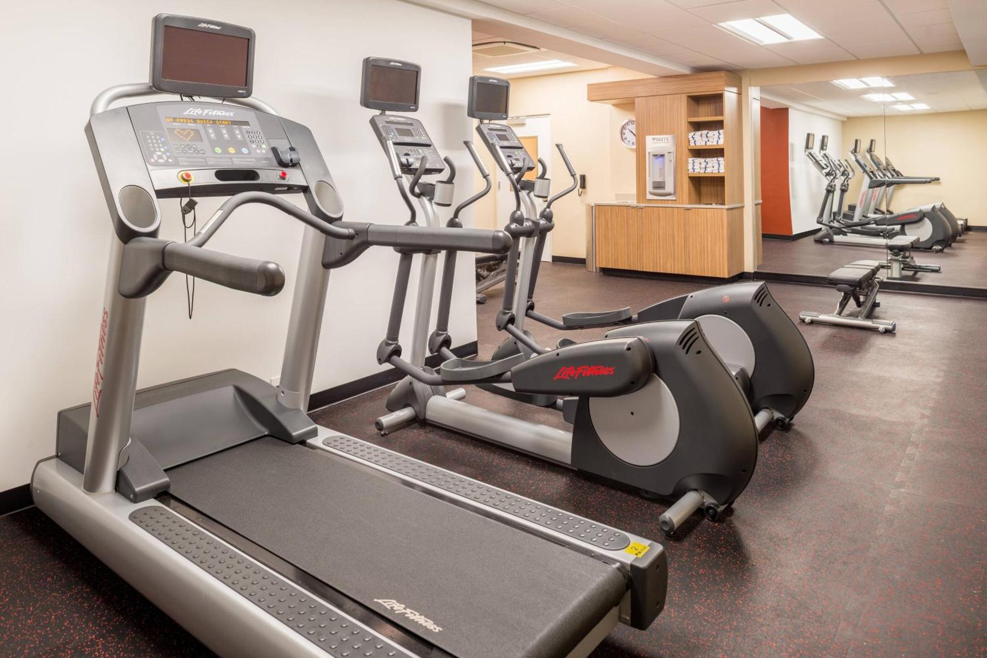 Towneplace Suites By Marriott New Hartford מראה חיצוני תמונה