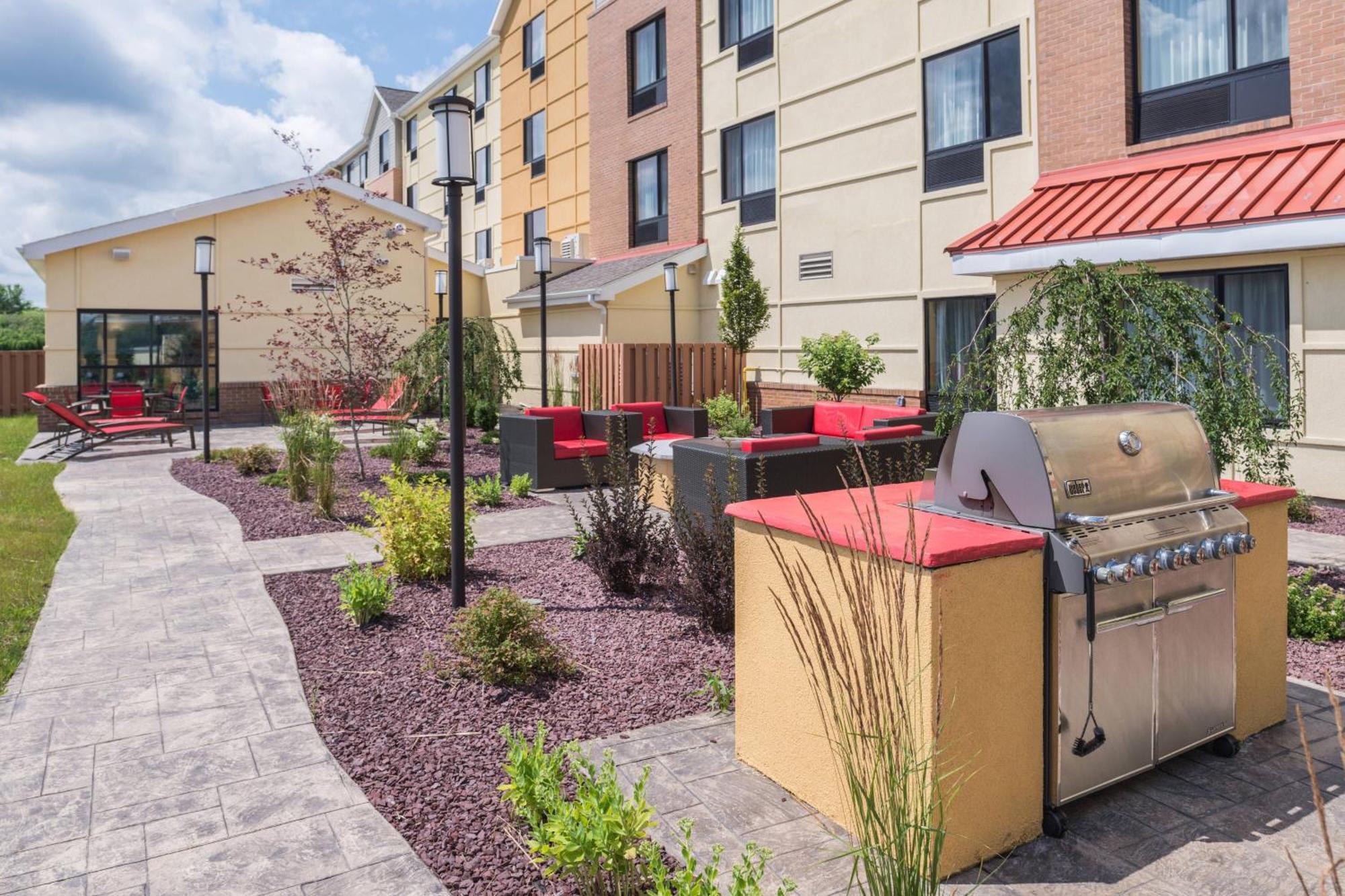 Towneplace Suites By Marriott New Hartford מראה חיצוני תמונה