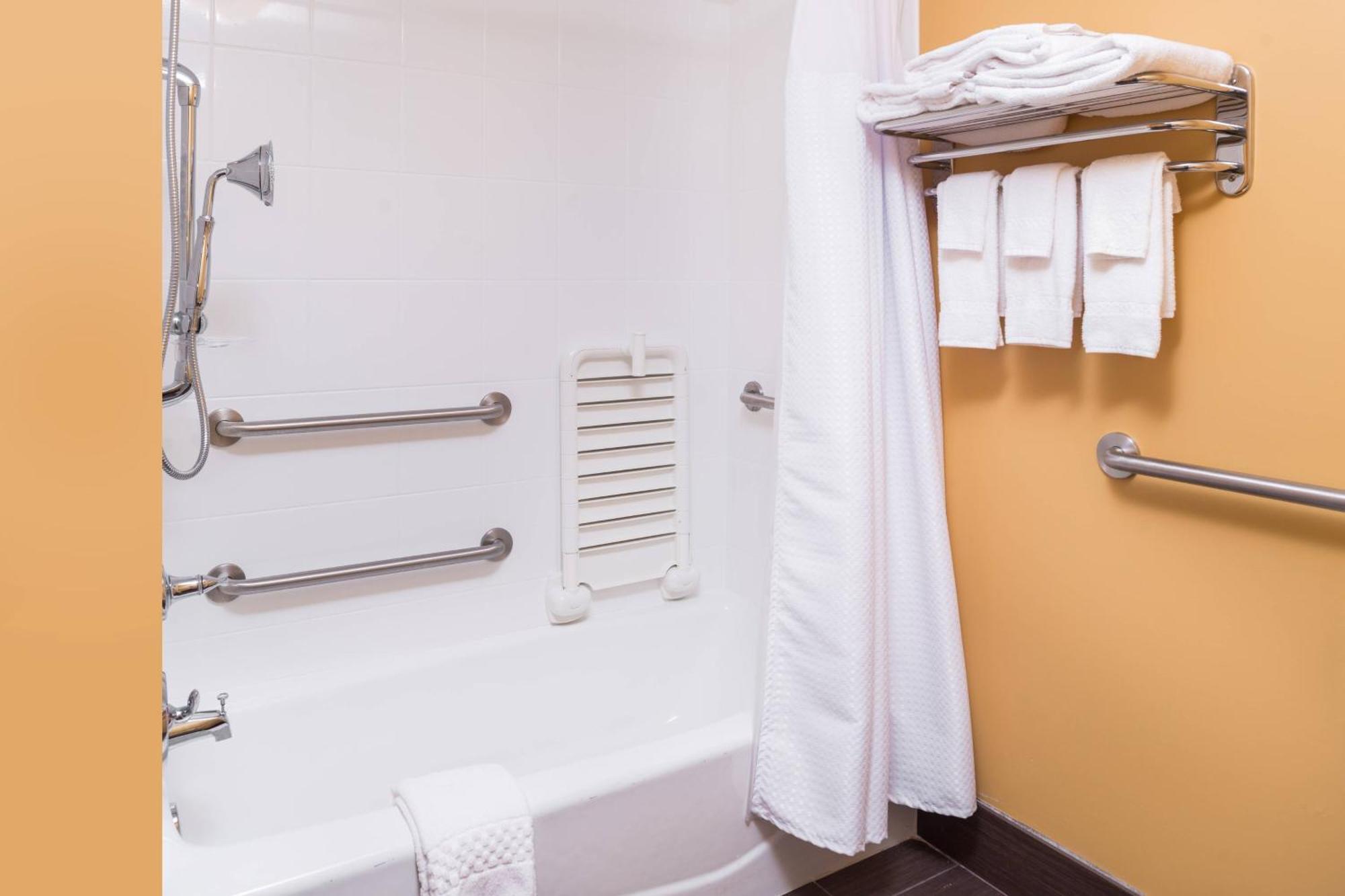 Towneplace Suites By Marriott New Hartford מראה חיצוני תמונה