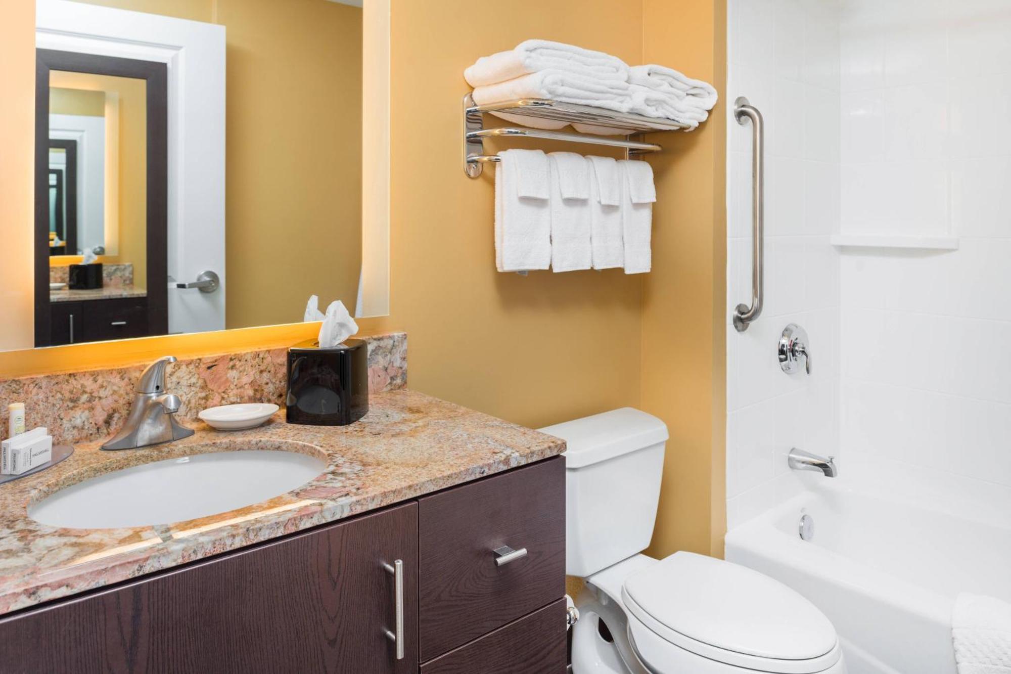 Towneplace Suites By Marriott New Hartford מראה חיצוני תמונה