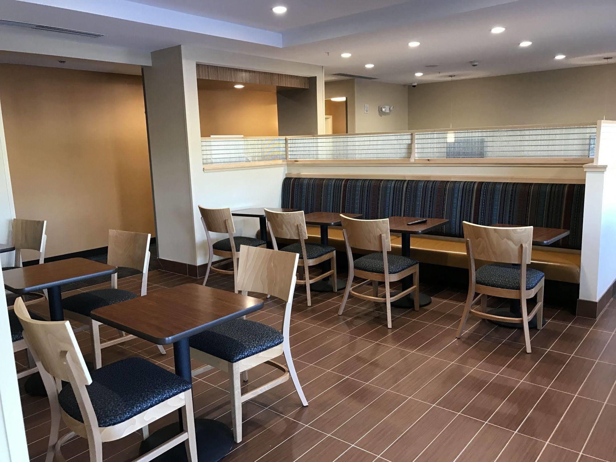 Towneplace Suites By Marriott New Hartford מראה חיצוני תמונה