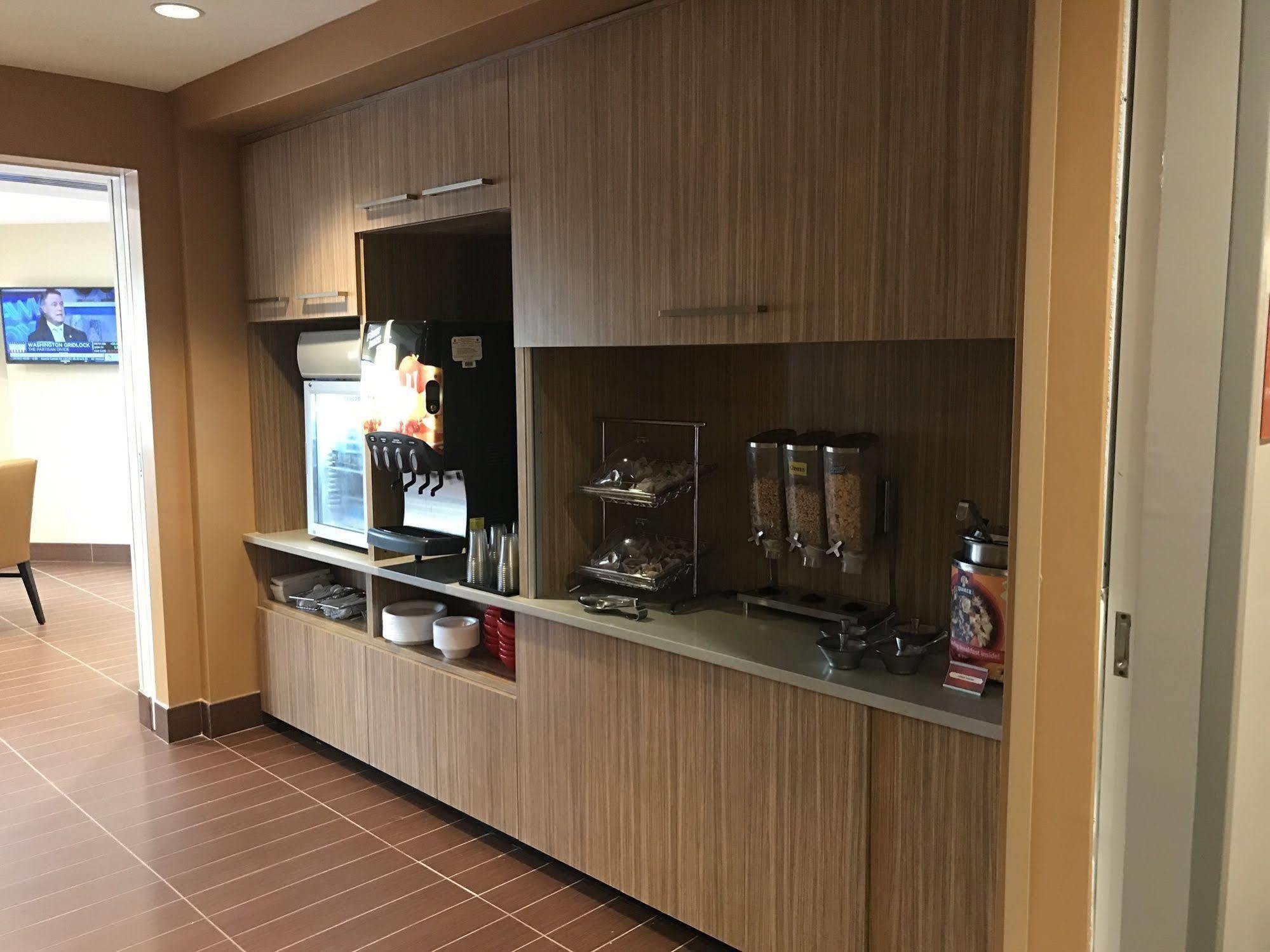 Towneplace Suites By Marriott New Hartford מראה חיצוני תמונה